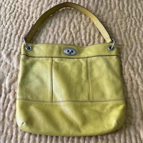 Stylish vintage Fossil Yellow Leather Shoulder Bag - Picture 1 of 6